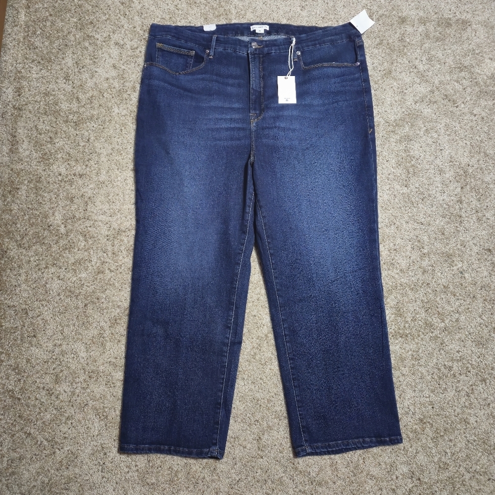 NWT Good American Good Petite Classic Straight Leg Jeans